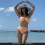 Sunny Leone shared a two-piece photo, the actress was seen enjoying on Maldives beach