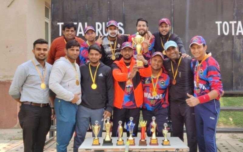 Gaur Weekday Championship के फाइनल का खिताब टीम मेजर इलेवन ने अपने नाम किया