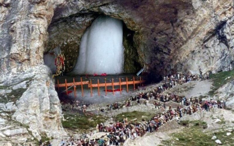 अमरनाथ यात्रा: 2 साल बाद फिर होगी अमरनाथ यात्रा, जानिए सबसे पवित्र गुफा का रहस्य और महत्व