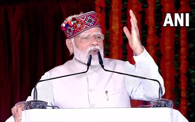 शिमला में PM Modi Live:  बोले- हम वोट बैंक नहीं देश को बनाने का काम कर रहे, जीवन का विशेष दिवस