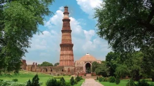 Qutub Minar पर सुनवाई: ASI ने हिंदू-जैन मंदिर बनाने का विरोध किया, कहा- धरोहर की पहचान बदली नहीं जा सकती