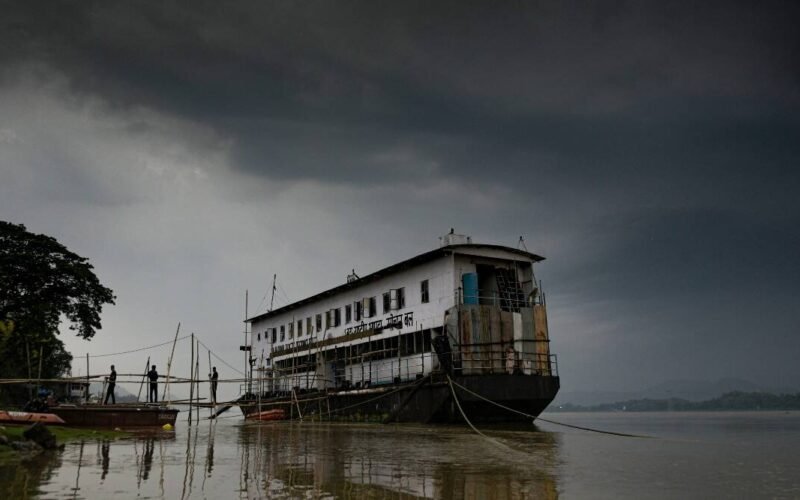 48 घंटे में ओडिशा में पहुंचेगा मानसून, गुजरात-बंगाल में बारिश होगी