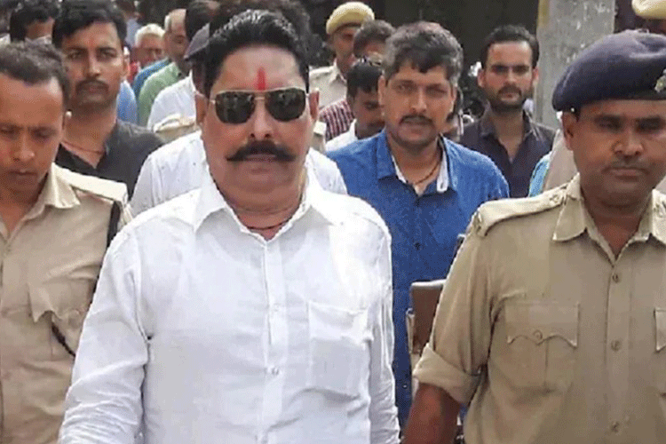 Bihar's Dabang leader Anant Singh lost his legislature in the case of possessing AK-47