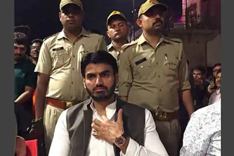 Shrikant Tyagi Arrested: आखिर दबोचा गया गालीबाज श्रीकांत त्यागी