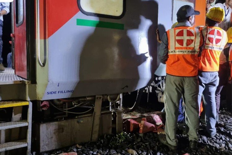 Train accident in Maharashtra Gondia﻿
