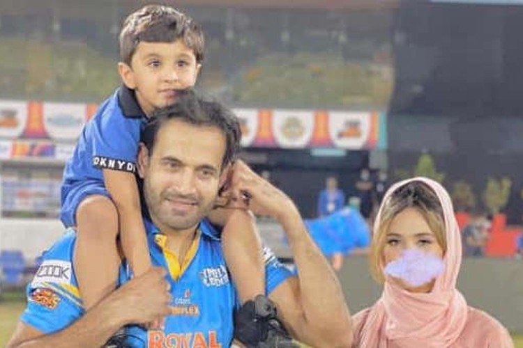 Vistara misbehaved with Irfan Pathan at airport﻿
