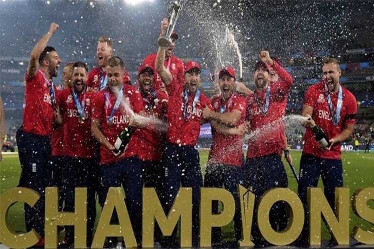 पाक को हरा इंग्लैंड ने दूसरी बार T20 World Cup  किया अपने नाम