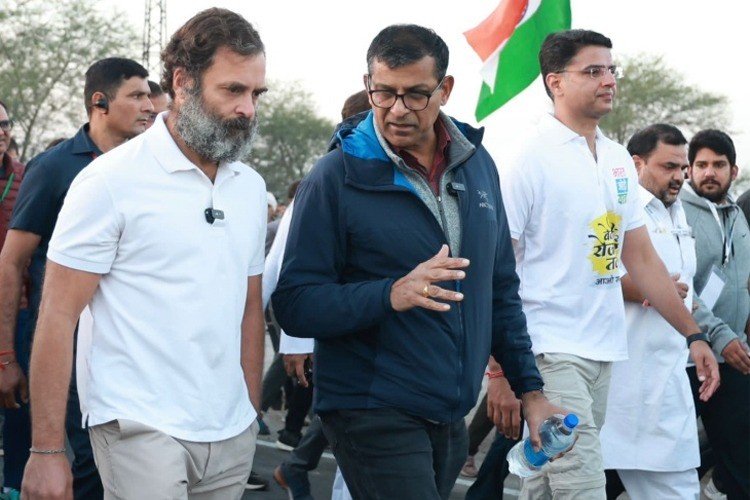 Former RBI governor join India Jodo Yatra﻿