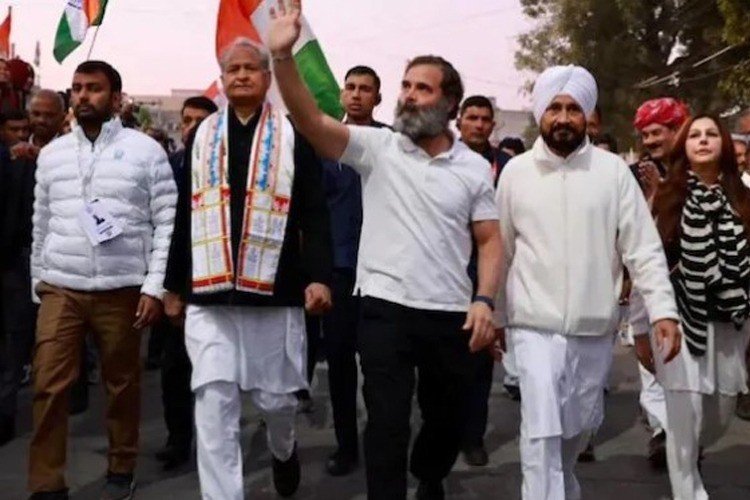 पंजाब में भारत जोड़ो यात्रा, Rahul Gandhi के करीब पहुंचा संदिग्ध