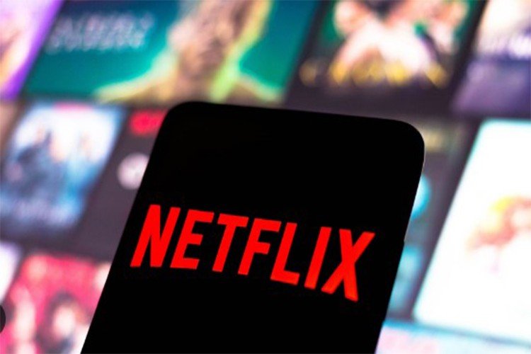 Netflix का पासवर्ड शेयर करने का जल्द लगेगा चार्ज