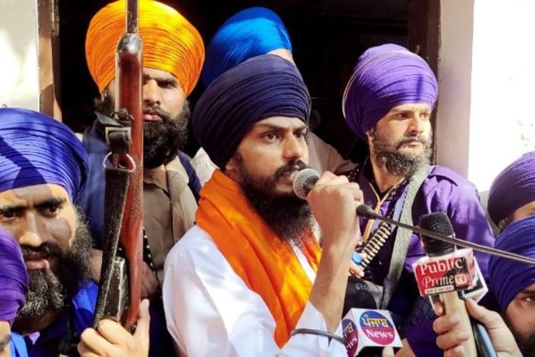 Police chased Amritpal Singh for 20-25 km, large scale operation