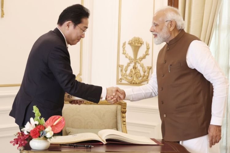 भारत-जापान के रिश्तों को मिला नया आयाम, दो अहम दस्तावेजों पर हुए हस्ताक्षर